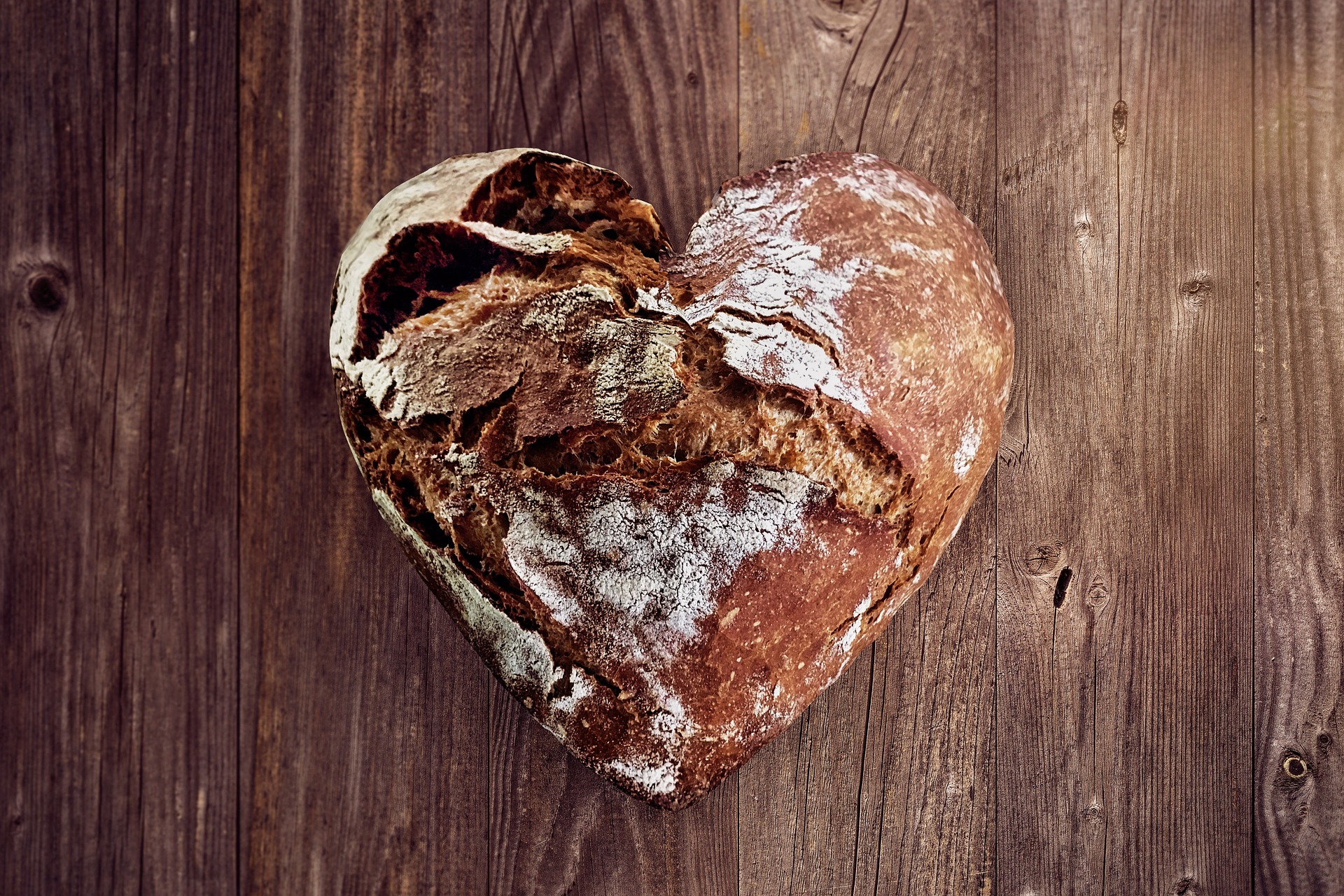 Brot in Herzform